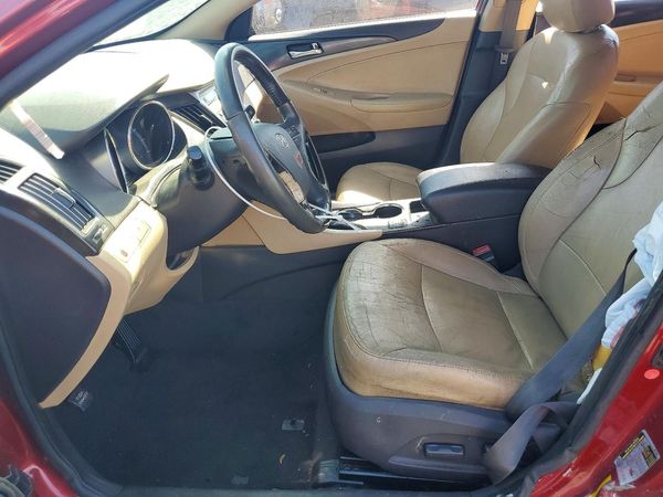 2012 HYUNDAI SONATA Middle level
