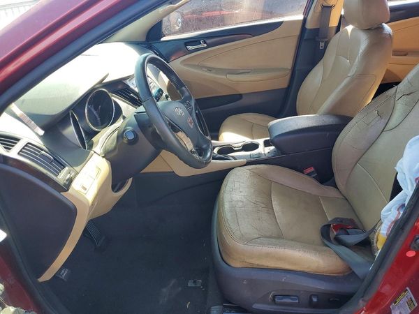 2012 HYUNDAI SONATA Middle level