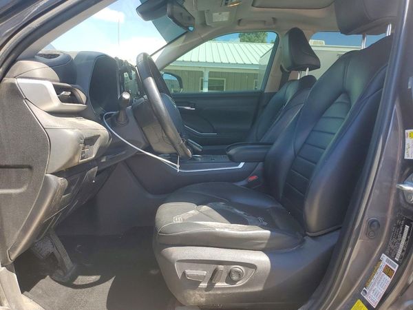 2022 TOYOTA HIGHLANDER