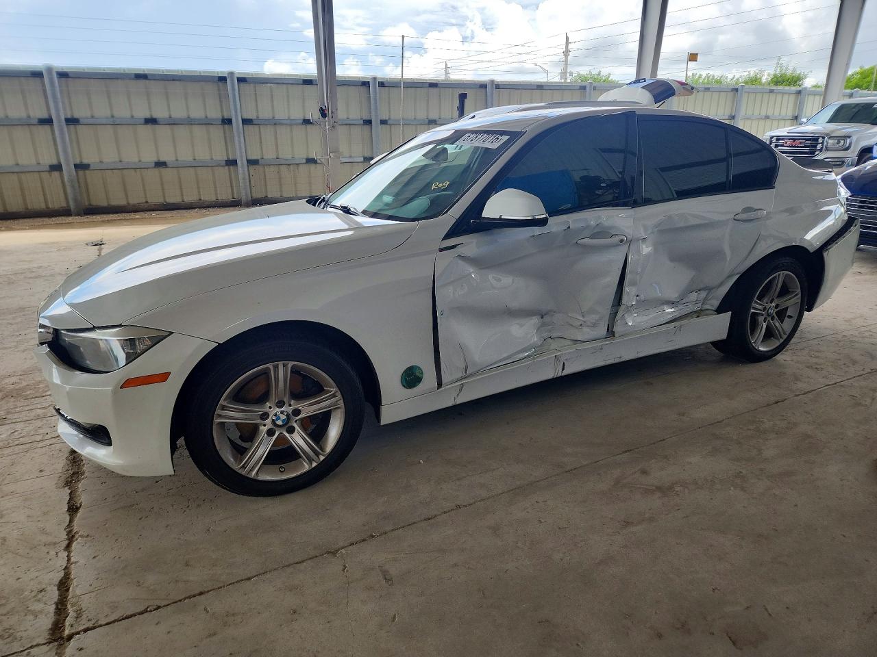 2015 BMW 3 SERIES — Front 3/4