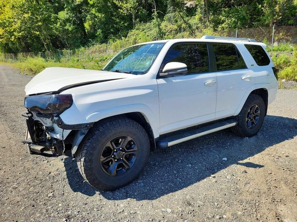 2018 TOYOTA 4RUNNER
