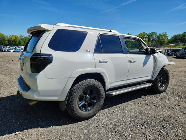 2018 TOYOTA 4RUNNER