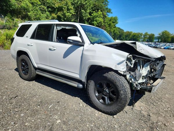 2018 TOYOTA 4RUNNER