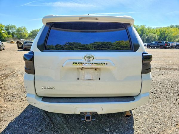 2018 TOYOTA 4RUNNER