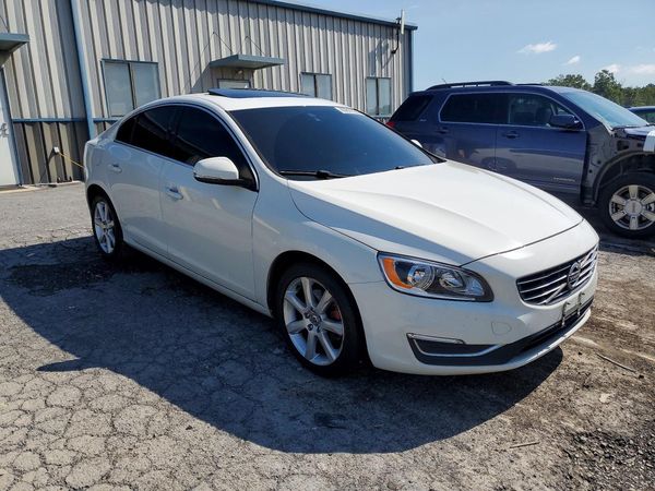 2016 VOLVO S60 SV33 Premier — Passenger 3/4