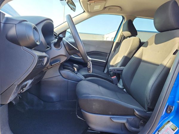 2023 NISSAN KICKS