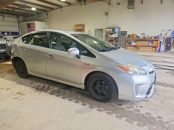 2015 TOYOTA PRIUS