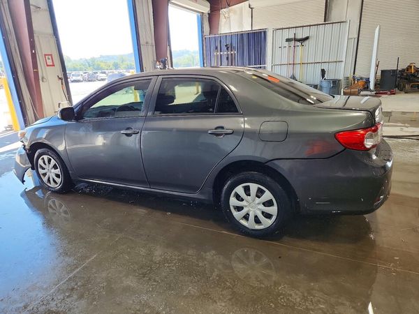 2013 TOYOTA COROLLA