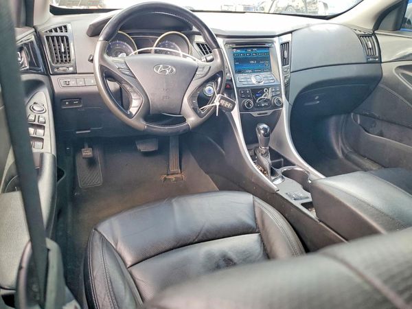2013 HYUNDAI SONATA