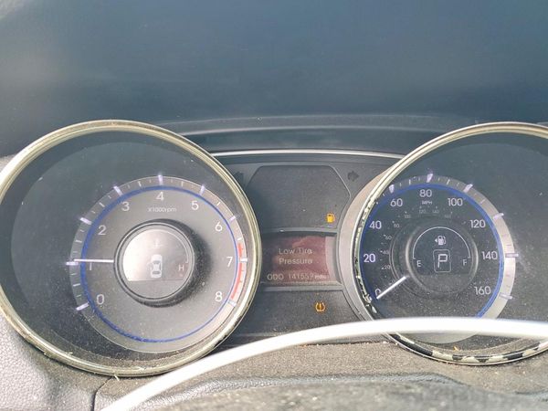 2013 HYUNDAI SONATA