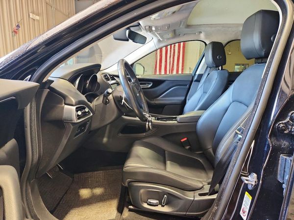 2019 JAGUAR F-PACE Premium