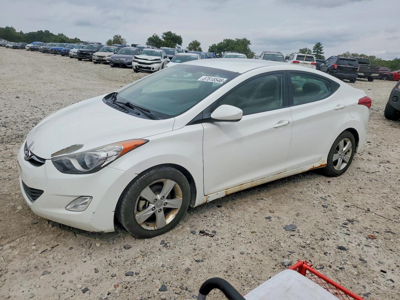 2013 HYUNDAI ELANTRA