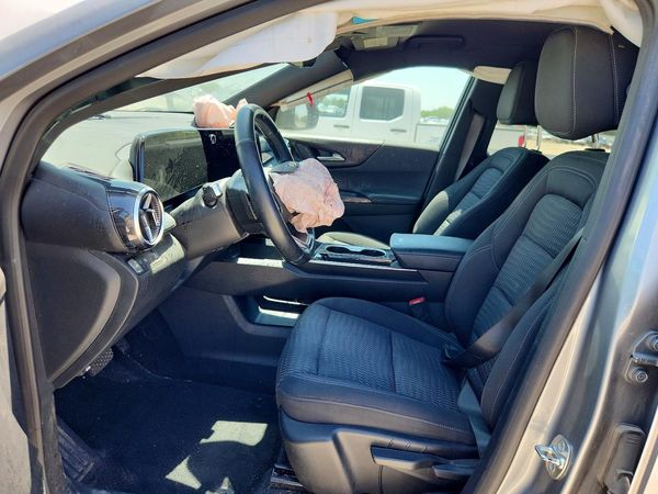 2025 CHEVROLET EQUINOX 1LT — DENT