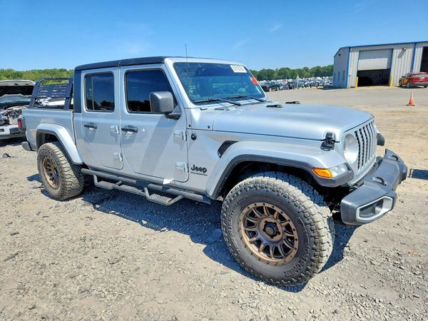 2023 JEEP GLADIATOR