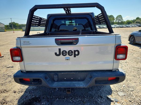 2023 JEEP GLADIATOR