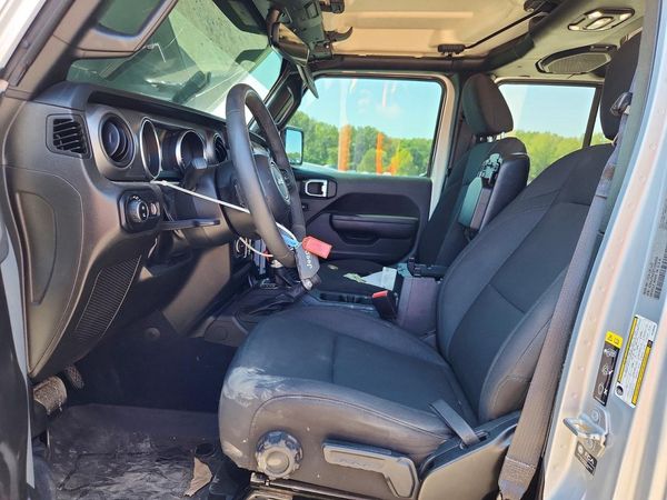 2023 JEEP GLADIATOR