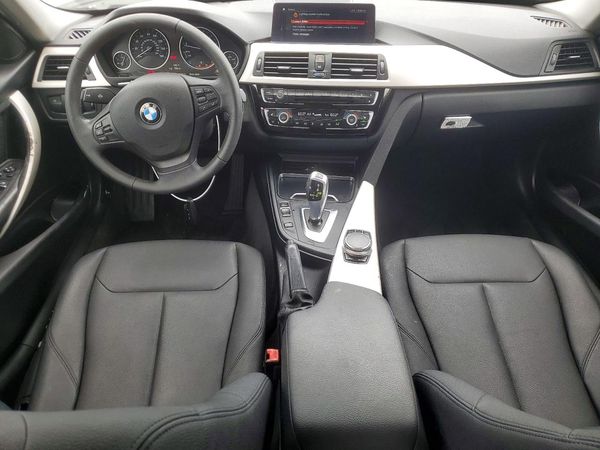 2018 BMW 320