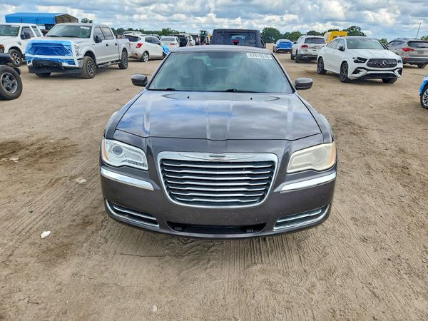2013 CHRYSLER 300