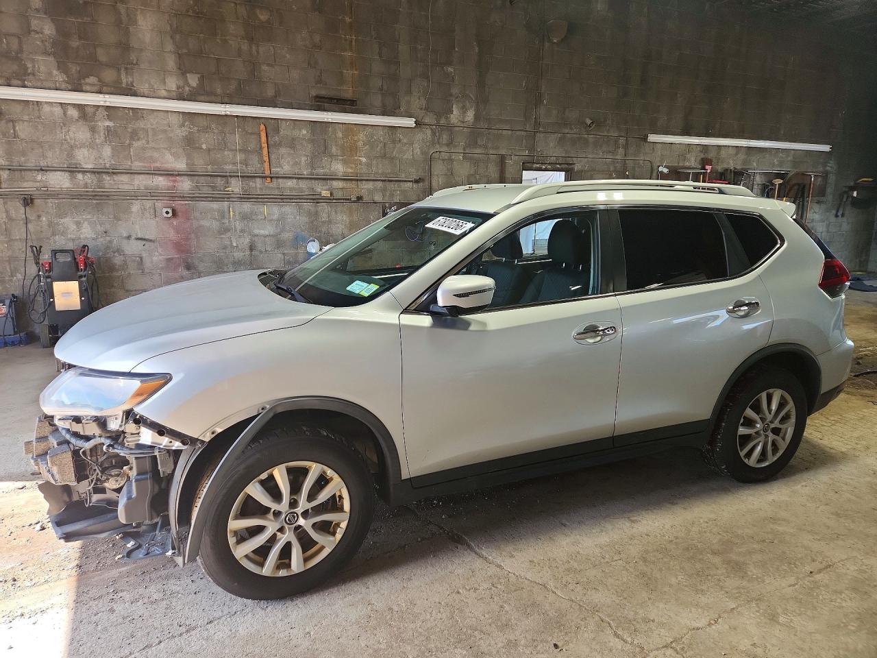 2020 NISSAN ROGUE — Front 3/4
