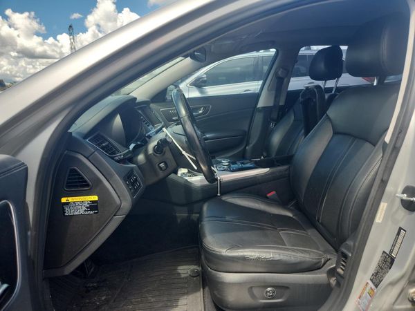 2015 KIA K900