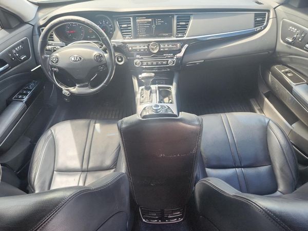 2015 KIA K900