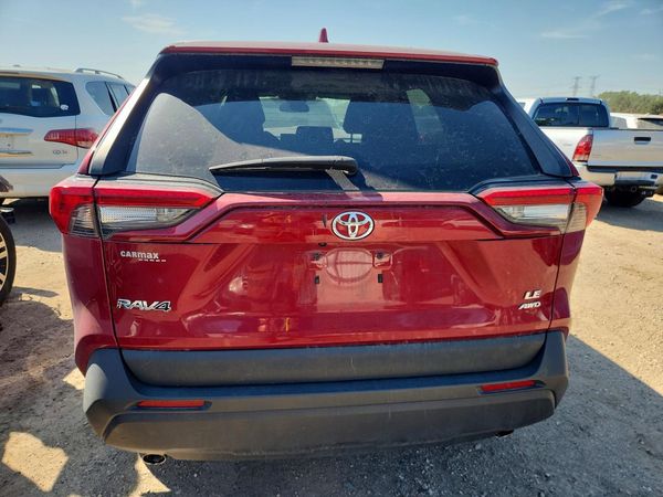 2022 TOYOTA RAV4 LE — DIRR