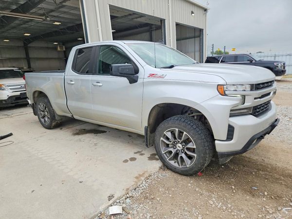 2021 CHEVROLET SILVERADO RST