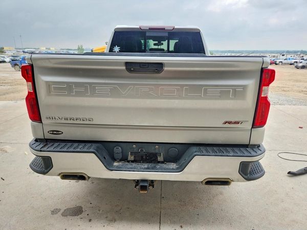 2021 CHEVROLET SILVERADO RST