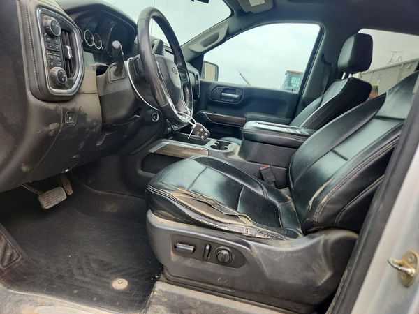 2021 CHEVROLET SILVERADO RST