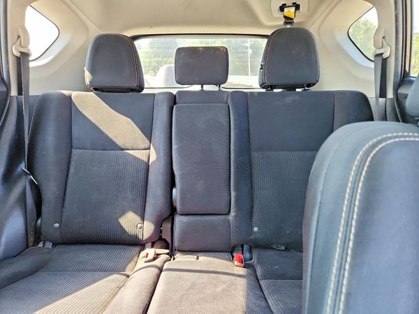 2015 TOYOTA RAV4 XLE (M Grade)