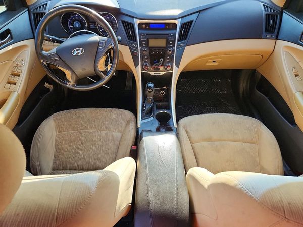 2013 HYUNDAI SONATA