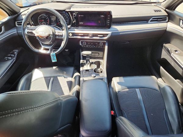 2021 KIA CADENZA GT-Line