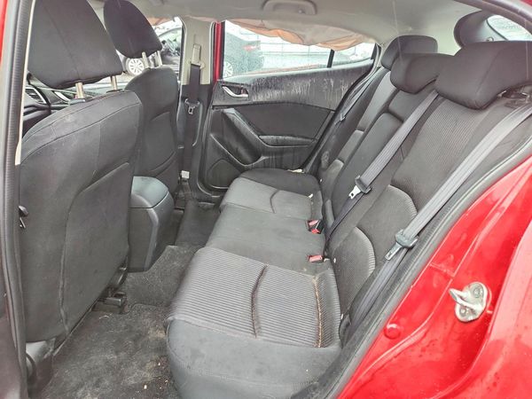 2015 MAZDA 3 Touring/GS