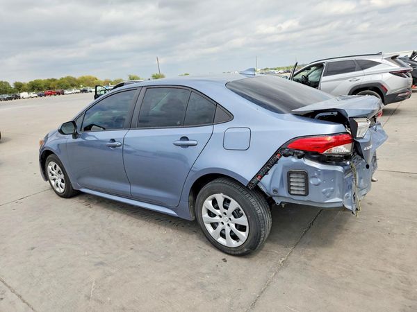 2022 TOYOTA COROLLA LE