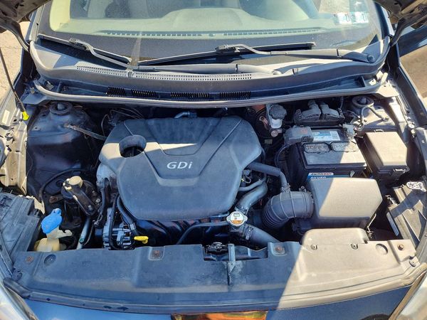 2013 HYUNDAI ACCENT GLS, GS