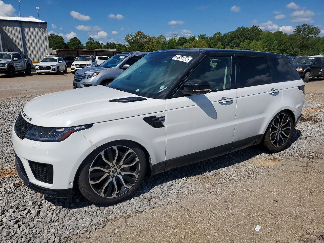 2022 LAND ROVER RANGEROVER HSE Silver Edition — Front 3/4