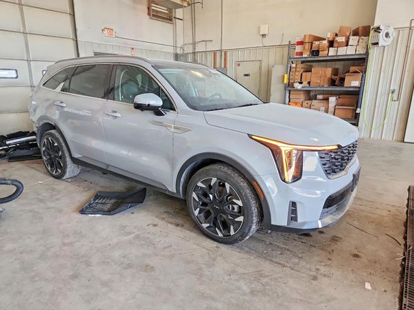 2025 KIA SORENTO