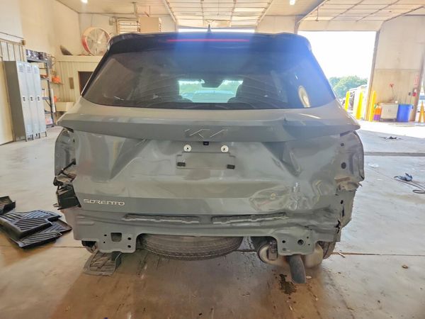 2025 KIA SORENTO