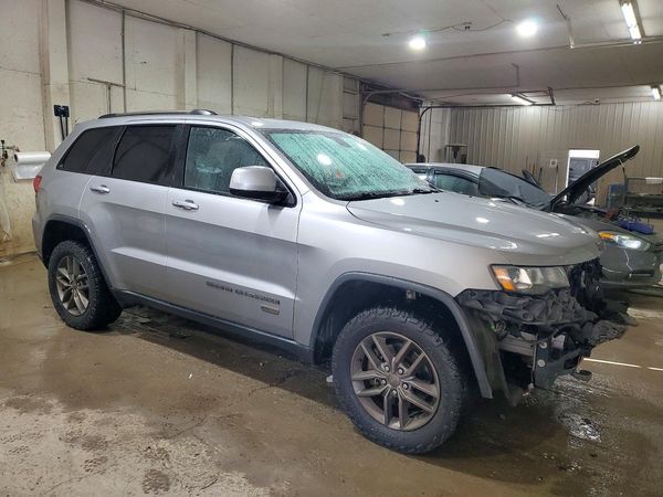 2016 JEEP GRAND CHEROKEE Laredo