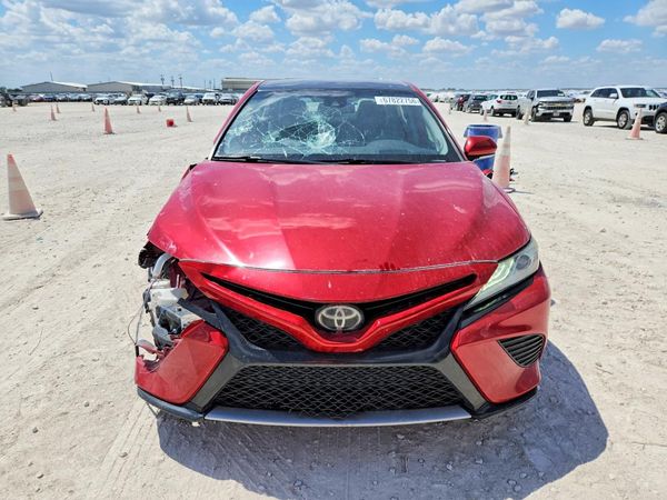2019 TOYOTA CAMRY