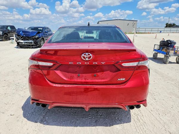 2019 TOYOTA CAMRY