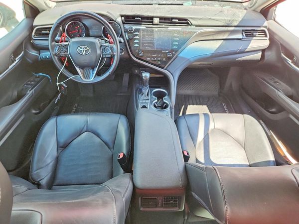 2019 TOYOTA CAMRY