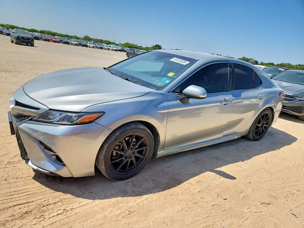 2018 TOYOTA CAMRY SOLA