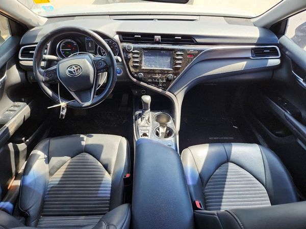 2018 TOYOTA CAMRY SOLA SE/XLE Hybrid