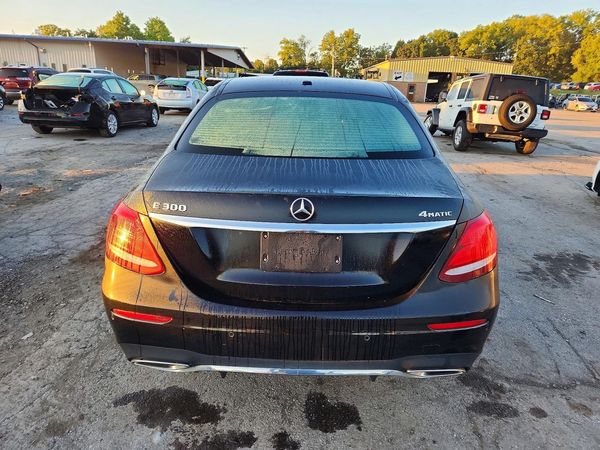 2017 MERCEDES-BENZ E E300-4M