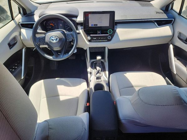 2025 TOYOTA COROLLA CROSS