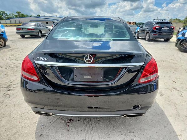 2016 MERCEDES-BENZ C C300