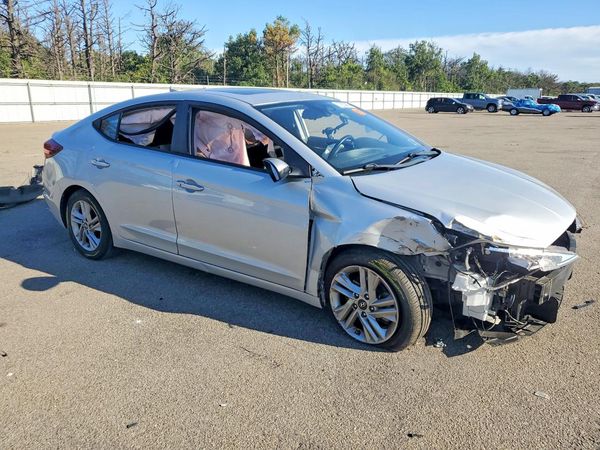 2019 HYUNDAI ELANTRA
