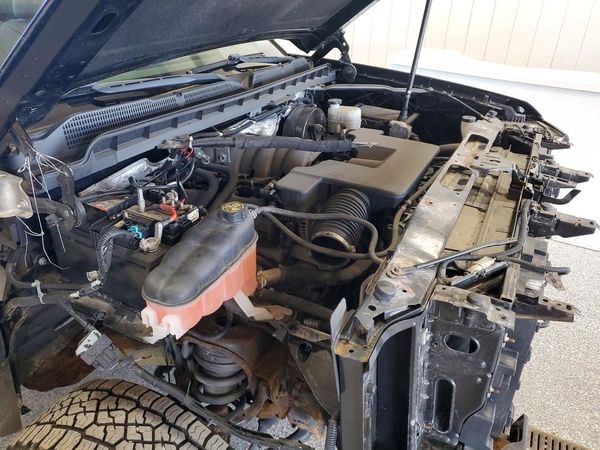 2018 CHEVROLET SILVERADO Work Truck/LS/Fleet/Base — Engine bay