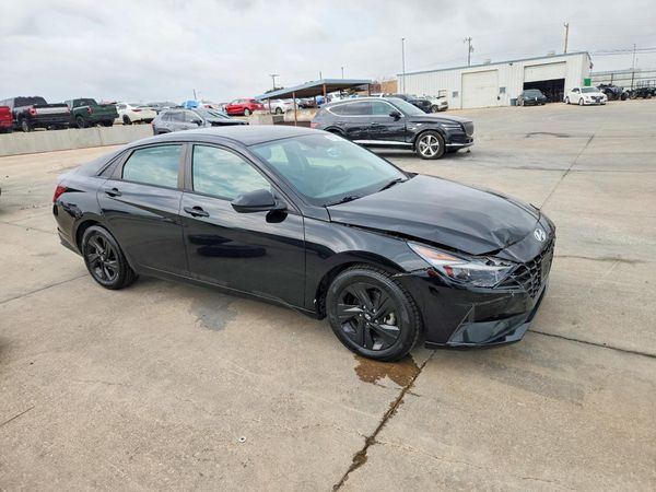 2021 HYUNDAI ELANTRA